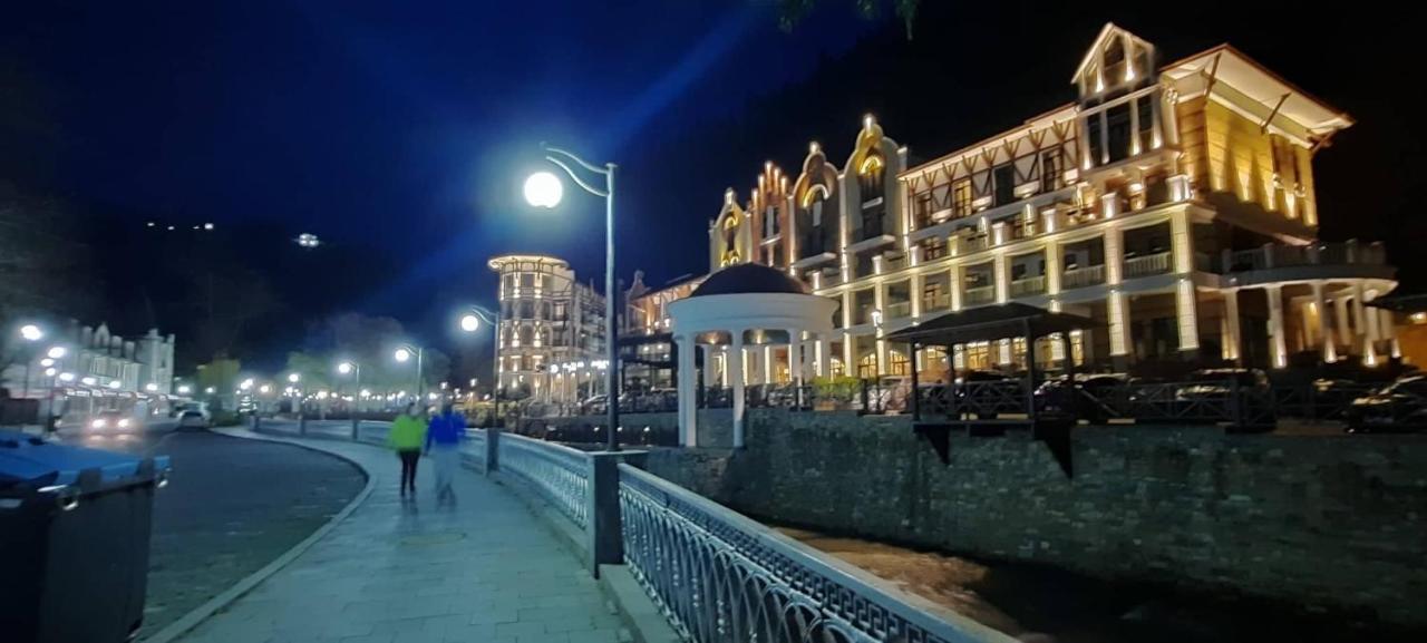 Apart-Otel Nino Borjomi Εξωτερικό φωτογραφία