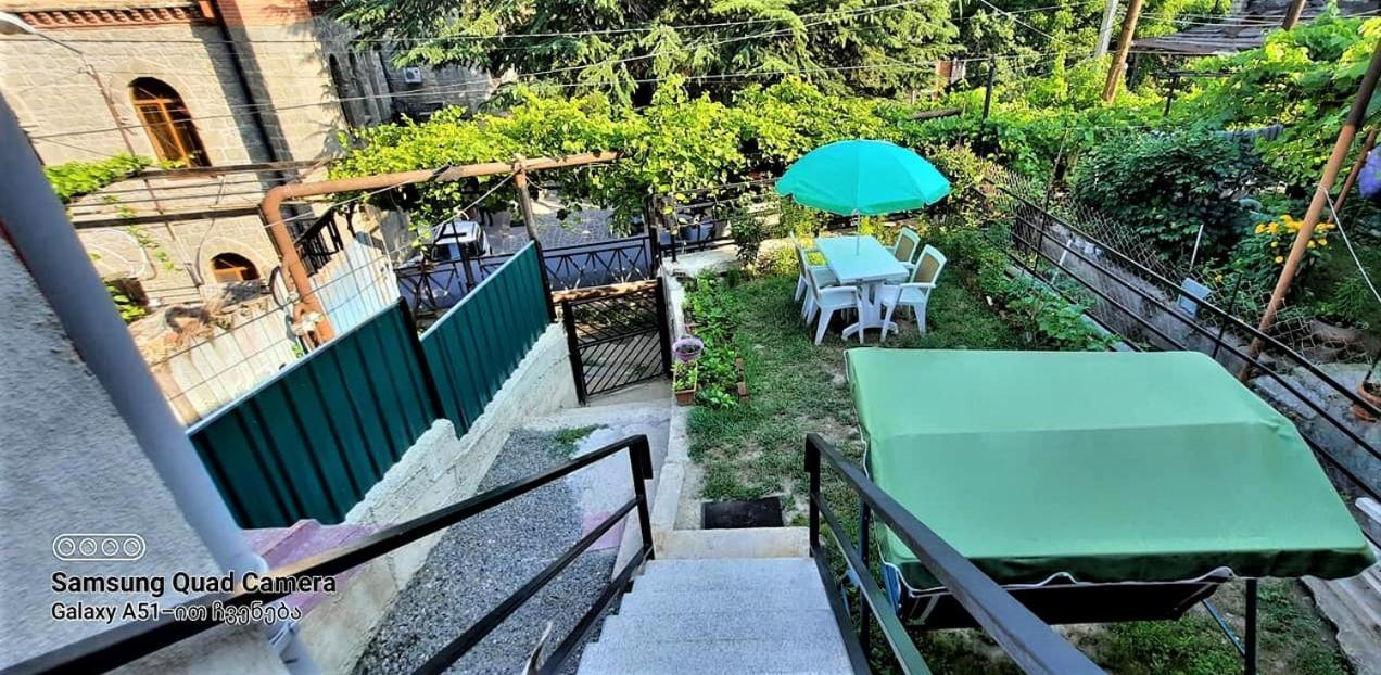 Apart-Otel Nino Borjomi Εξωτερικό φωτογραφία