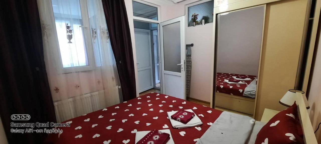 Apart-Otel Nino Borjomi Εξωτερικό φωτογραφία
